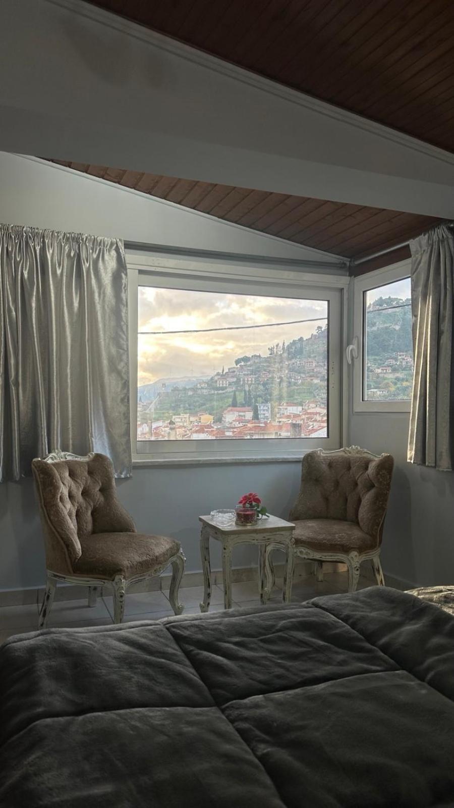 Με Θέα Το Κάστρο Apartment Nafpaktos Bagian luar foto